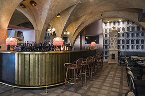 Hotel H15 Luxury Palace - Destigo Hotels