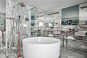 Hotel H15 Luxury Palace - Destigo Hotels