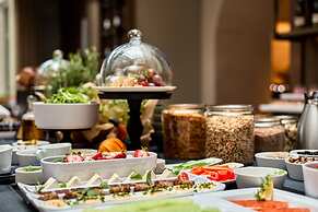 Hotel H15 Luxury Palace - Destigo Hotels