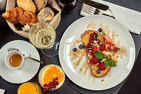 Hotel H15 Luxury Palace - Destigo Hotels