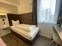 Signature East Hotel Falk