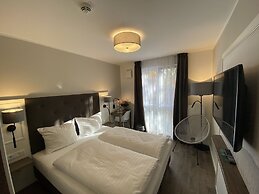 Signature East Hotel Falk
