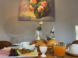 Signature East Hotel Falk
