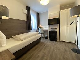 Signature East Hotel Falk