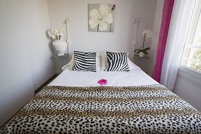 Hotel & Appartements Le Grand Large bord de mer