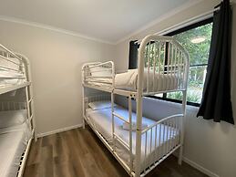 Tiona Palms Holiday Park