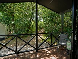 Tiona Palms Holiday Park