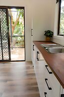 Tiona Palms Holiday Park