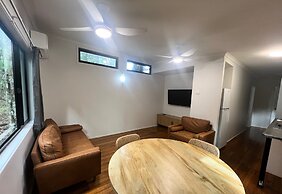 Tiona Palms Holiday Park