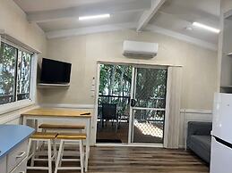 Tiona Palms Holiday Park