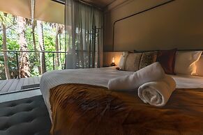 Tiona Palms Holiday Park