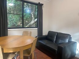 Tiona Palms Holiday Park