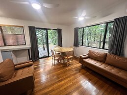 Tiona Palms Holiday Park