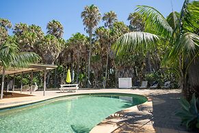 Tiona Palms Holiday Park