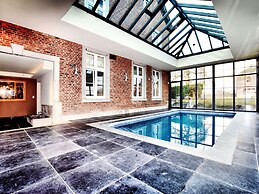 Luxurious Mansion With Indoor Pool and Sauna