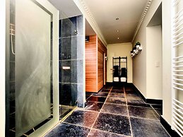 Luxurious Mansion With Indoor Pool and Sauna