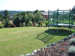 Lovely Villa in Durbuy with Hot Tub