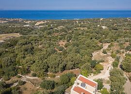 Sea View Villa in Prinès with Private Pool near Rethymnon