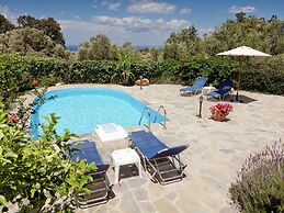 Sea View Villa in Prinès with Private Pool near Rethymnon