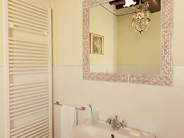 Farmhouse With Swimming Pool in Cortona