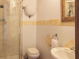 Farmhouse With Swimming Pool in Cortona