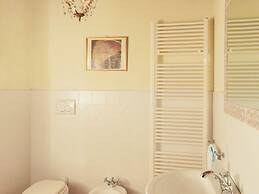 Farmhouse With Swimming Pool in Cortona