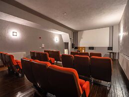 Holiday Home in Sourbrodt With Private Pool