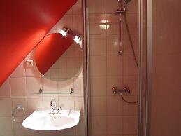 Luxurious Countryside Holiday Home With Pool