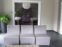 Luxurious Countryside Holiday Home With Pool