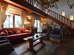 Chalet in Stavelot With Garden