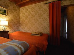 Chalet in Stavelot With Garden