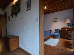 Chalet in Stavelot With Garden