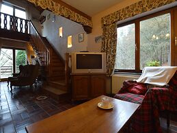 Chalet in Stavelot With Garden