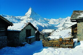 Detached Chalet Near Haute Nendaz