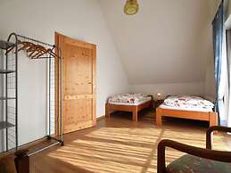 Countryside Apartment With Garden