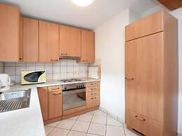 Countryside Apartment With Garden