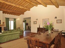 Belvilla by OYO Villa Laurentia
