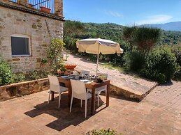 Belvilla by OYO Ginestrilo