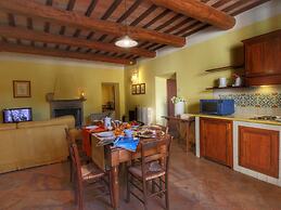 Belvilla by OYO Ginestrilo