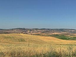 Charming Tuscan Farmhouse