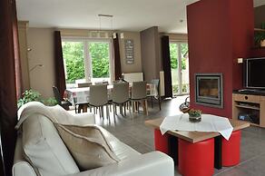 Elegant Villa in Bomal