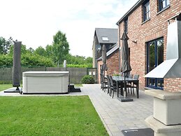 Nice Holiday Home in Bomal -durbuy With Garden