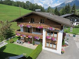 Voluminous Apartment near Ski Slopes in Maria Alm