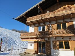 Voluminous Apartment near Ski Slopes in Maria Alm