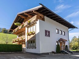 Voluminous Apartment near Ski Slopes in Maria Alm