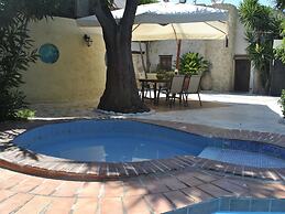 Attractive Greek House with Private Pool near Sea & City Center