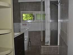 Attractive Greek House with Private Pool near Sea & City Center