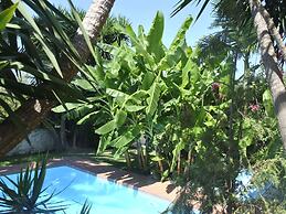 Attractive Greek House with Private Pool near Sea & City Center