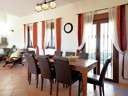 Comfortable Luxury Villa With Private Swimming Pool