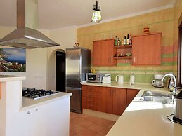 Comfortable Luxury Villa With Private Swimming Pool